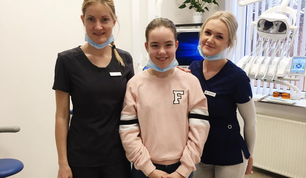 SIA Denta M zobārstniecības darbinieki un "ēna"